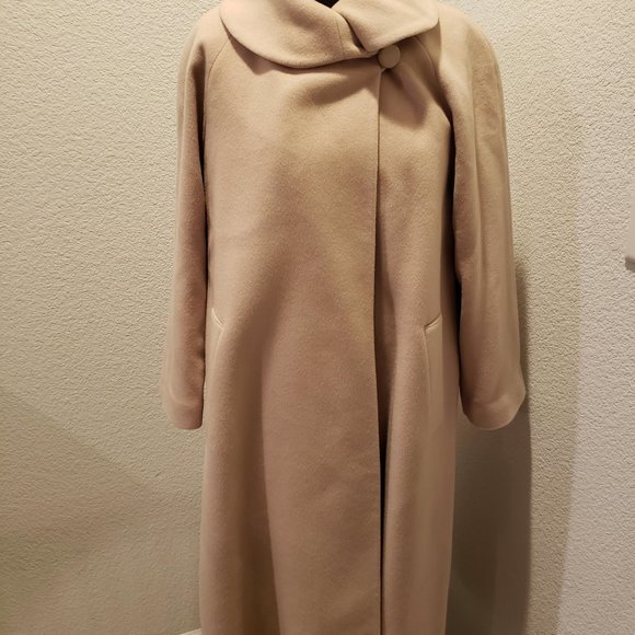 100% Cashmere- Fleurette Brand Coat - Picture 3 of 10